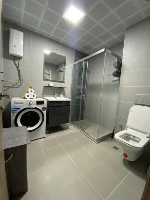 Cevahir Sky City Apartment With Spa, Pool & Fitness Included Skopje Extérieur photo