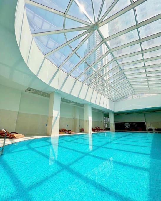 Cevahir Sky City Apartment With Spa, Pool & Fitness Included Skopje Extérieur photo